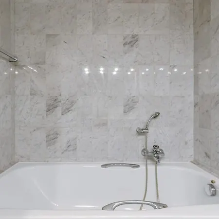 Apartment Huswell - Authentic With Terraces And Parking