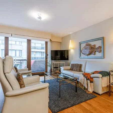 Vakantiehuis Huswell - Authentic With Terraces And Parking *