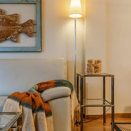 Huswell - Authentic With Terraces And Parking Apartment